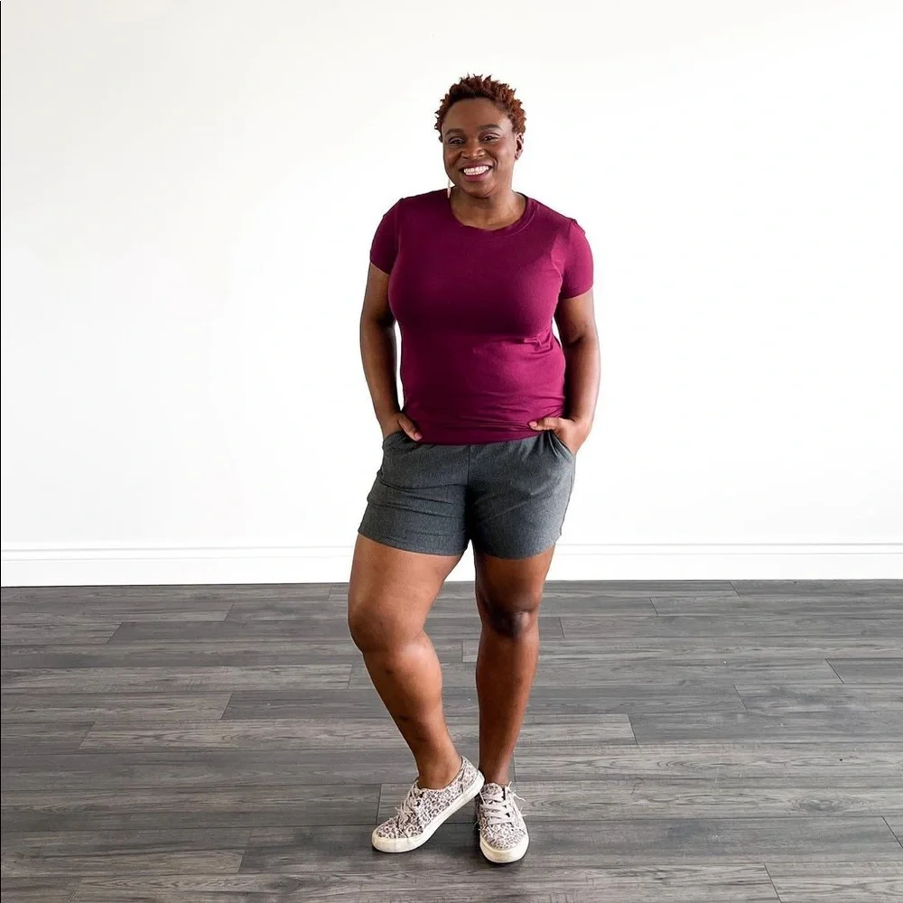 SOLD Buttercream Slim Shorts size medium in heather blue - Picture 2 of 8